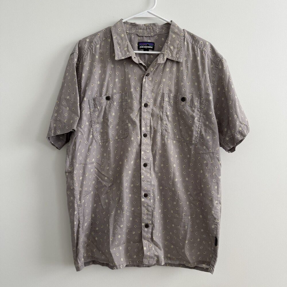 Patagonia Men's Back Step Short Sleeve Button Up Shirt Gray Sz Large Resort Prep